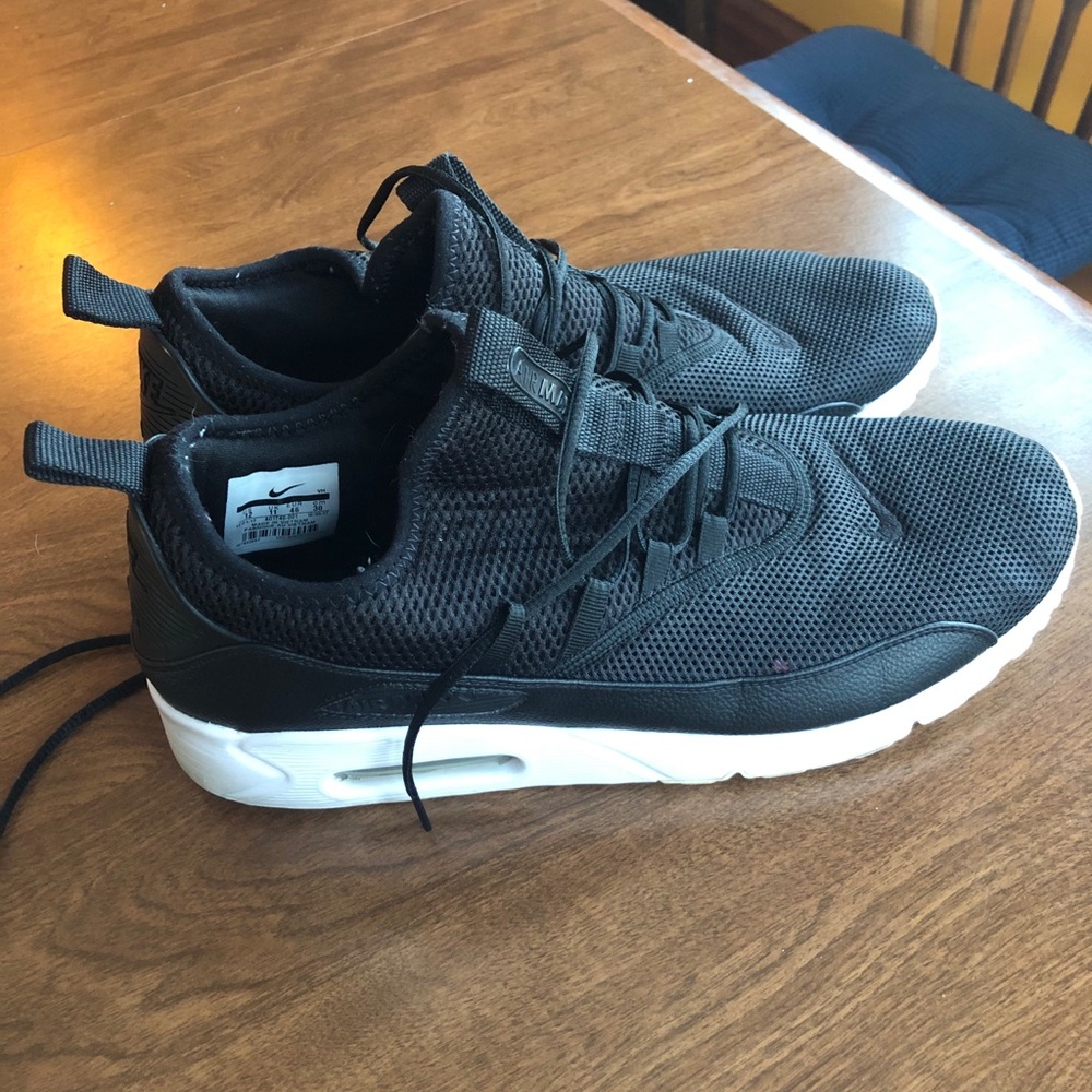 Nike Air Max 90 EZ